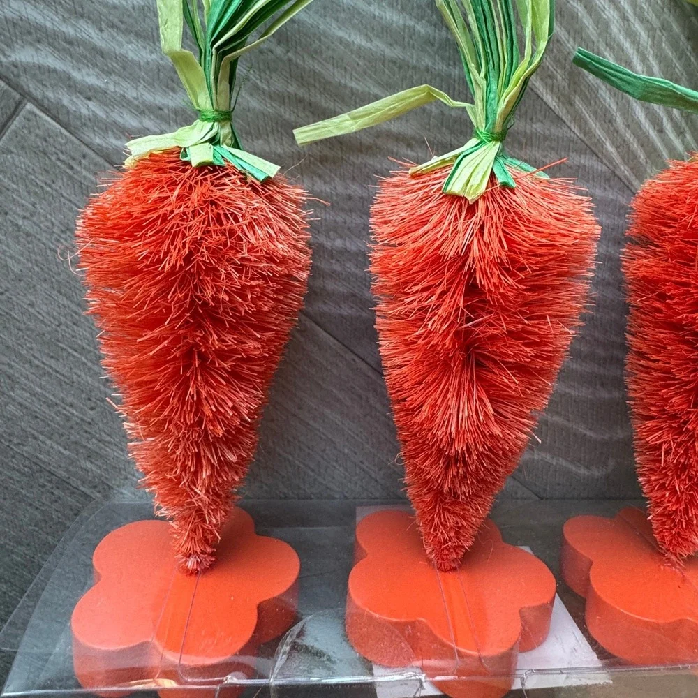 Set of 3 Sisal Bottle‎ Brush Carrots Easter Spring Decor on Wood Flower Bases